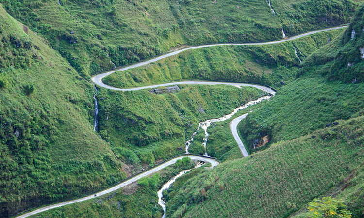 Ma Pi Leng Pass