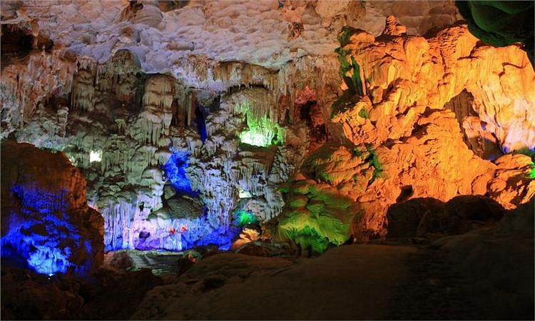Halong Bay Cruises