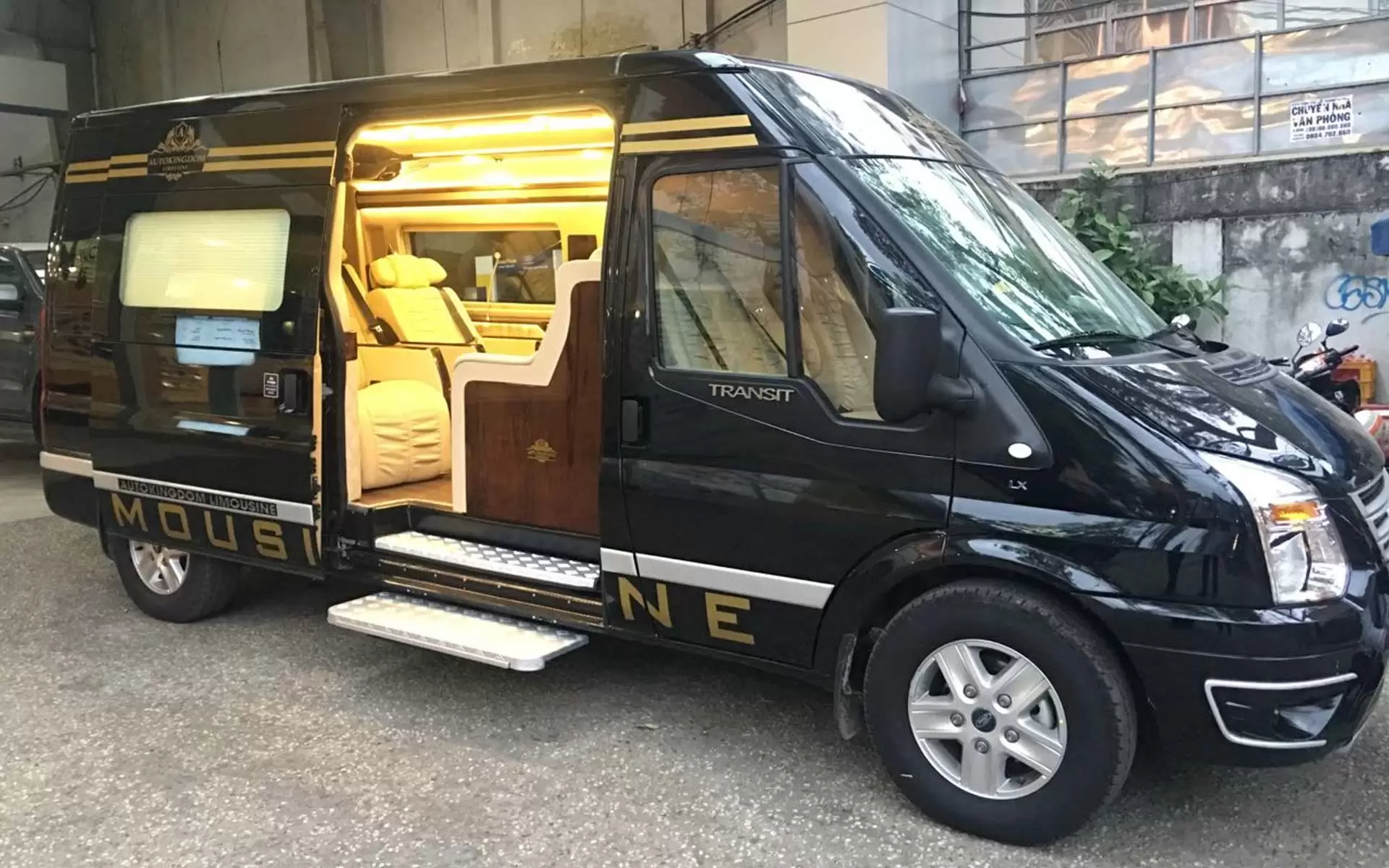 Local bus is available 24/24