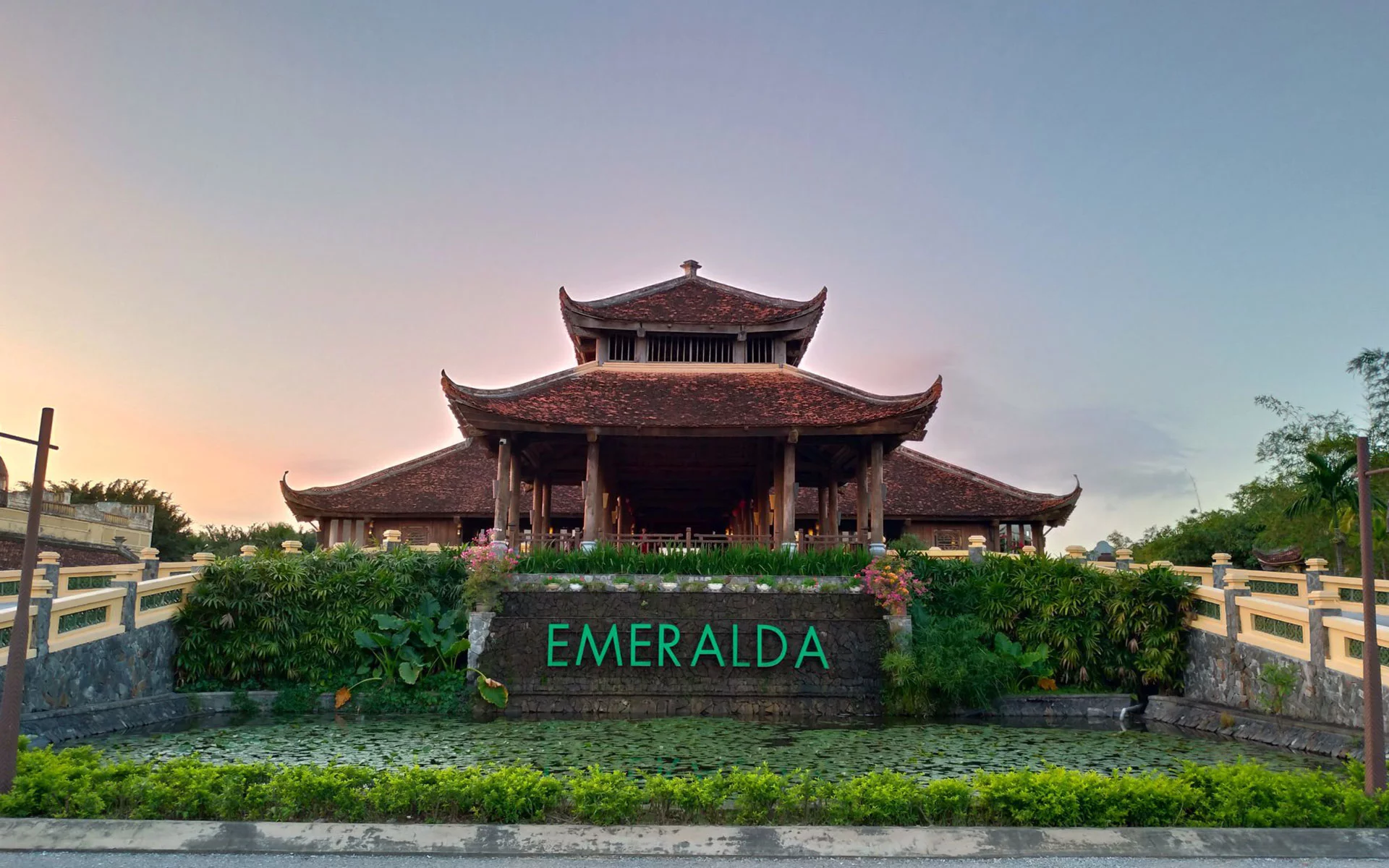 Emeralda Resort Ninh Binh