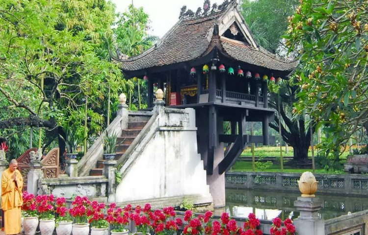 One Pillar Pagoda, Hanoi, vietnam
