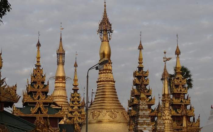 Shwedagon Pagoda Myamnar